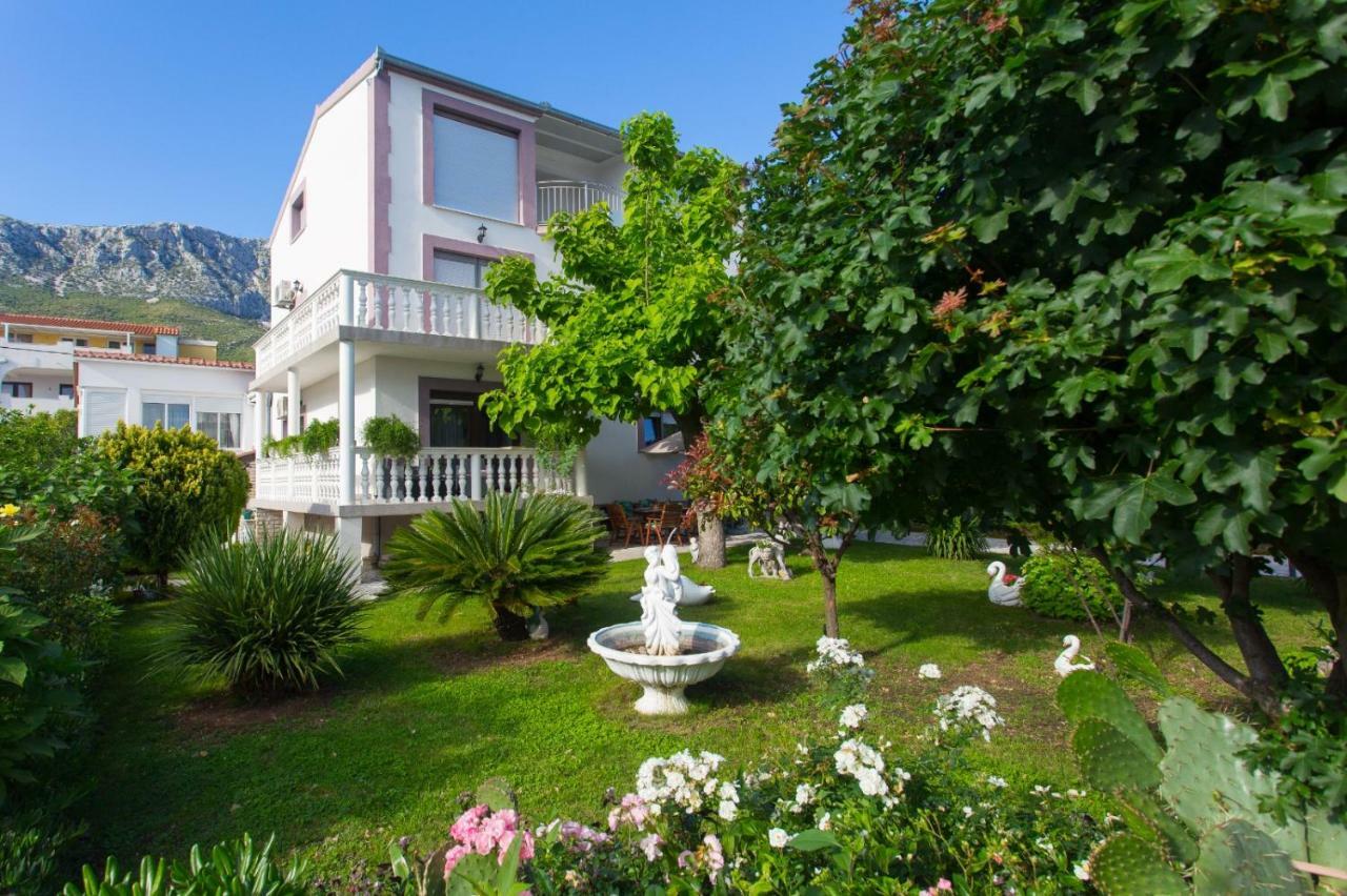 Apartmani Luis Kaštela Zewnętrze zdjęcie