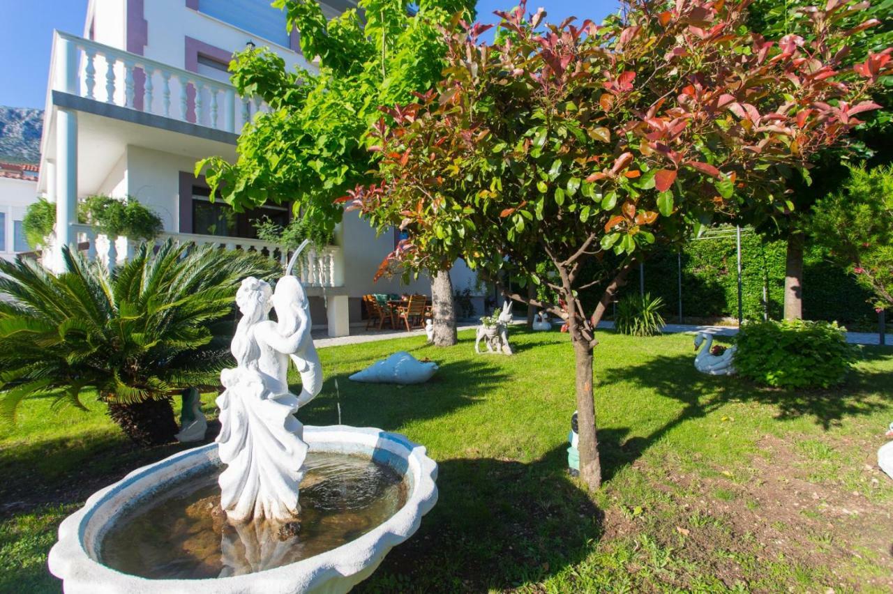 Apartmani Luis Kaštela Zewnętrze zdjęcie